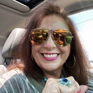 Meet your Posher, Jeannie